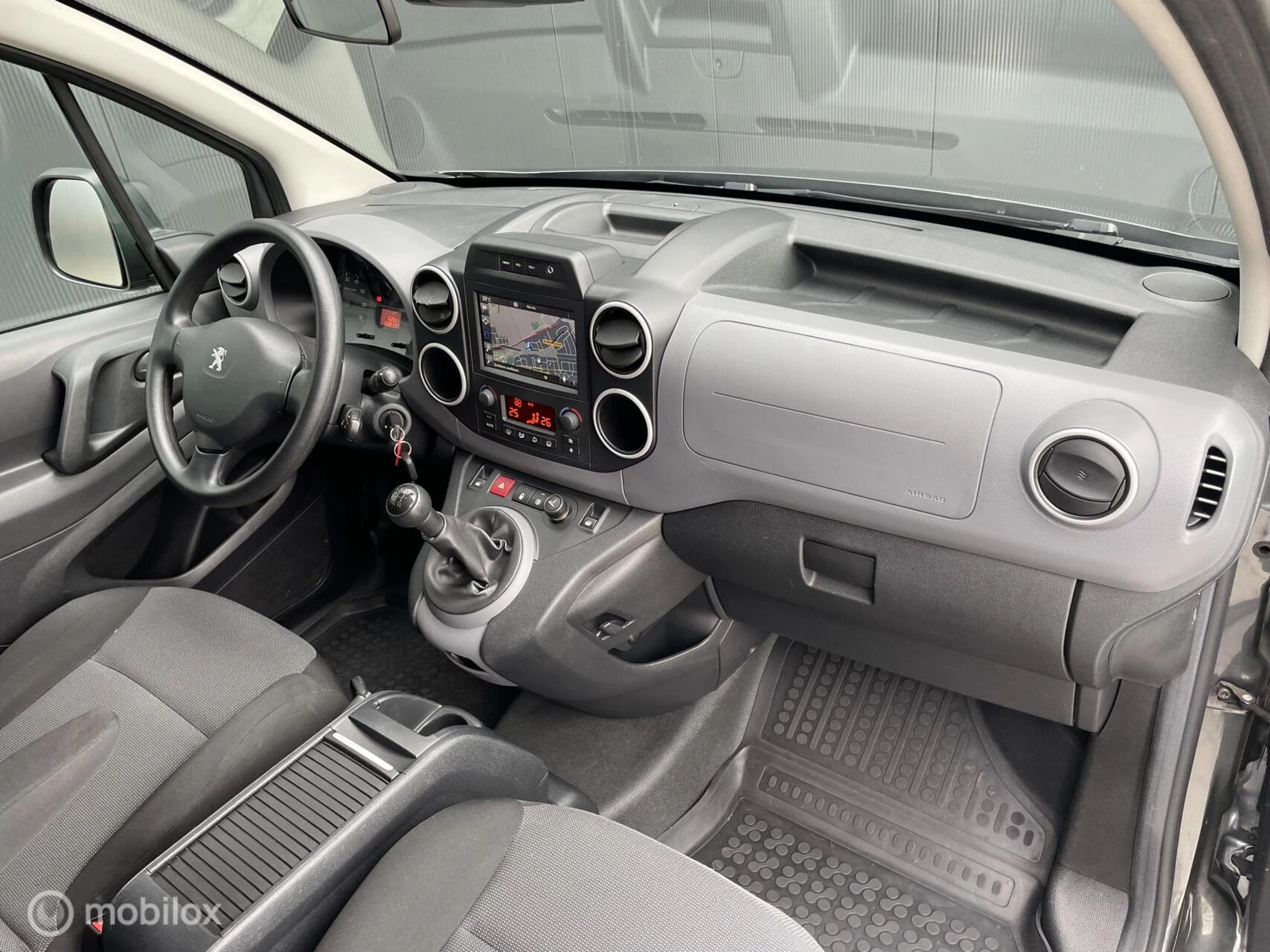 Hoofdafbeelding Peugeot Partner