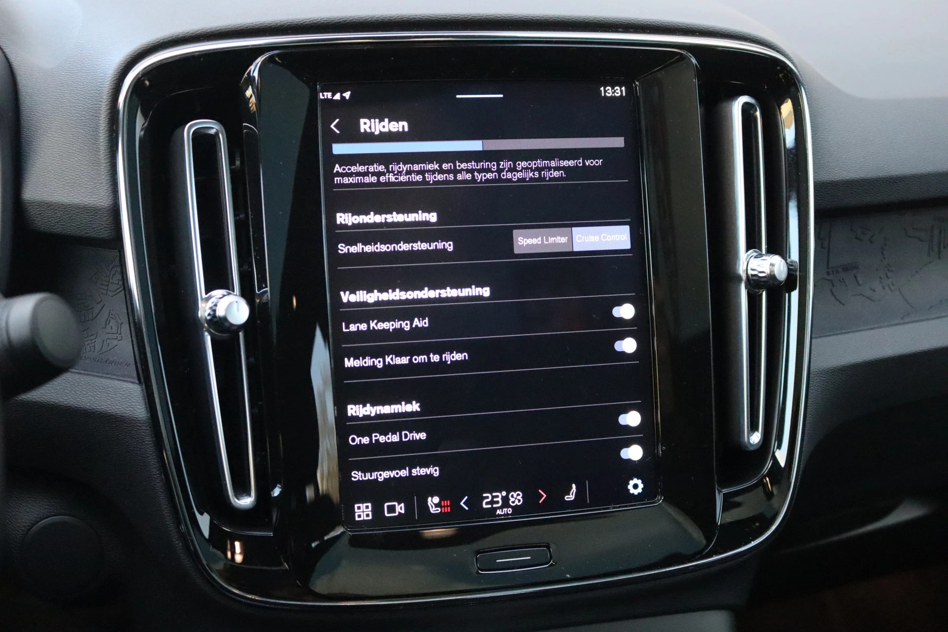 Hoofdafbeelding Volvo C40