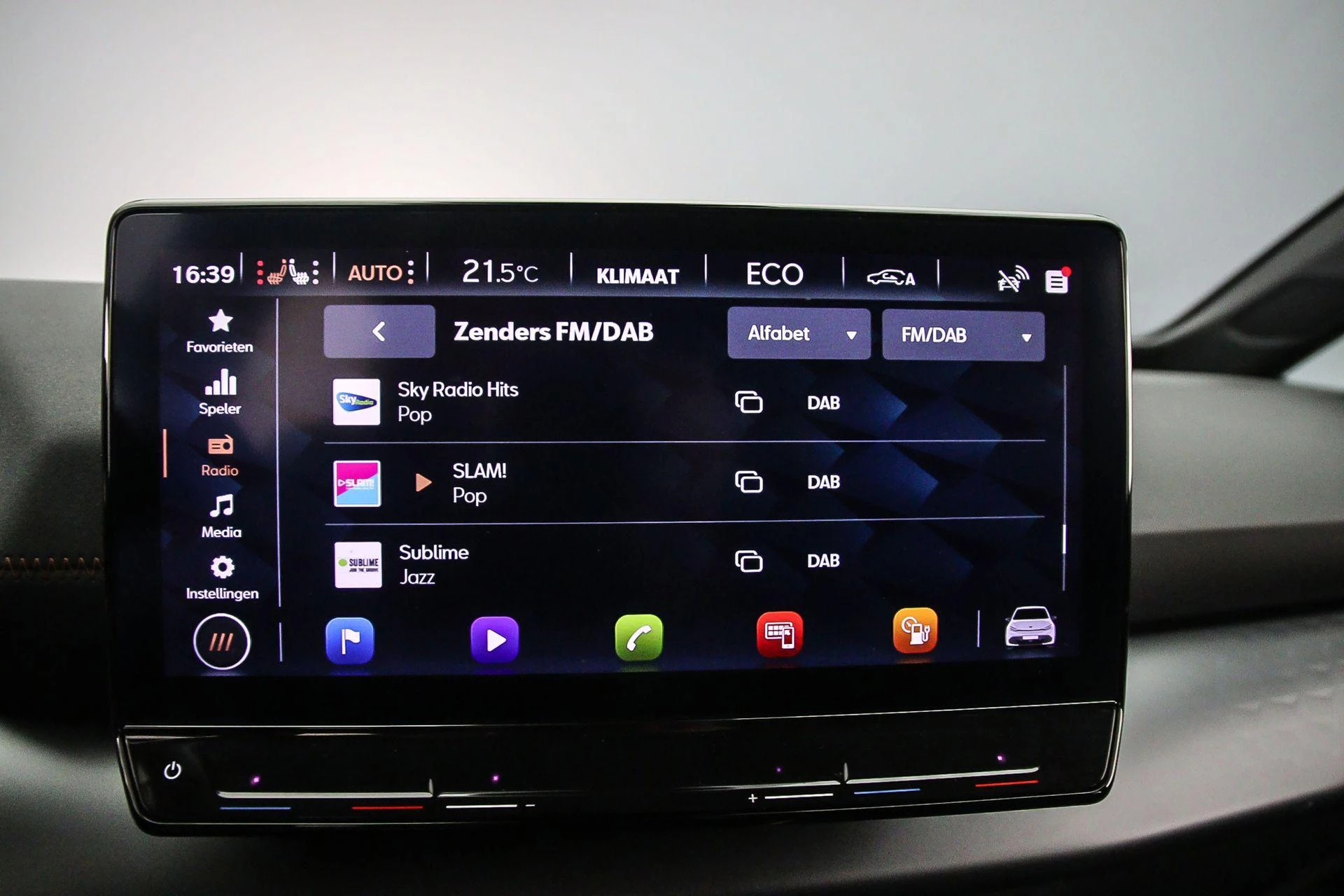 Hoofdafbeelding CUPRA Born