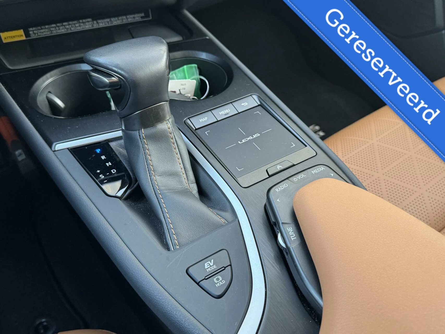 Hoofdafbeelding Lexus UX