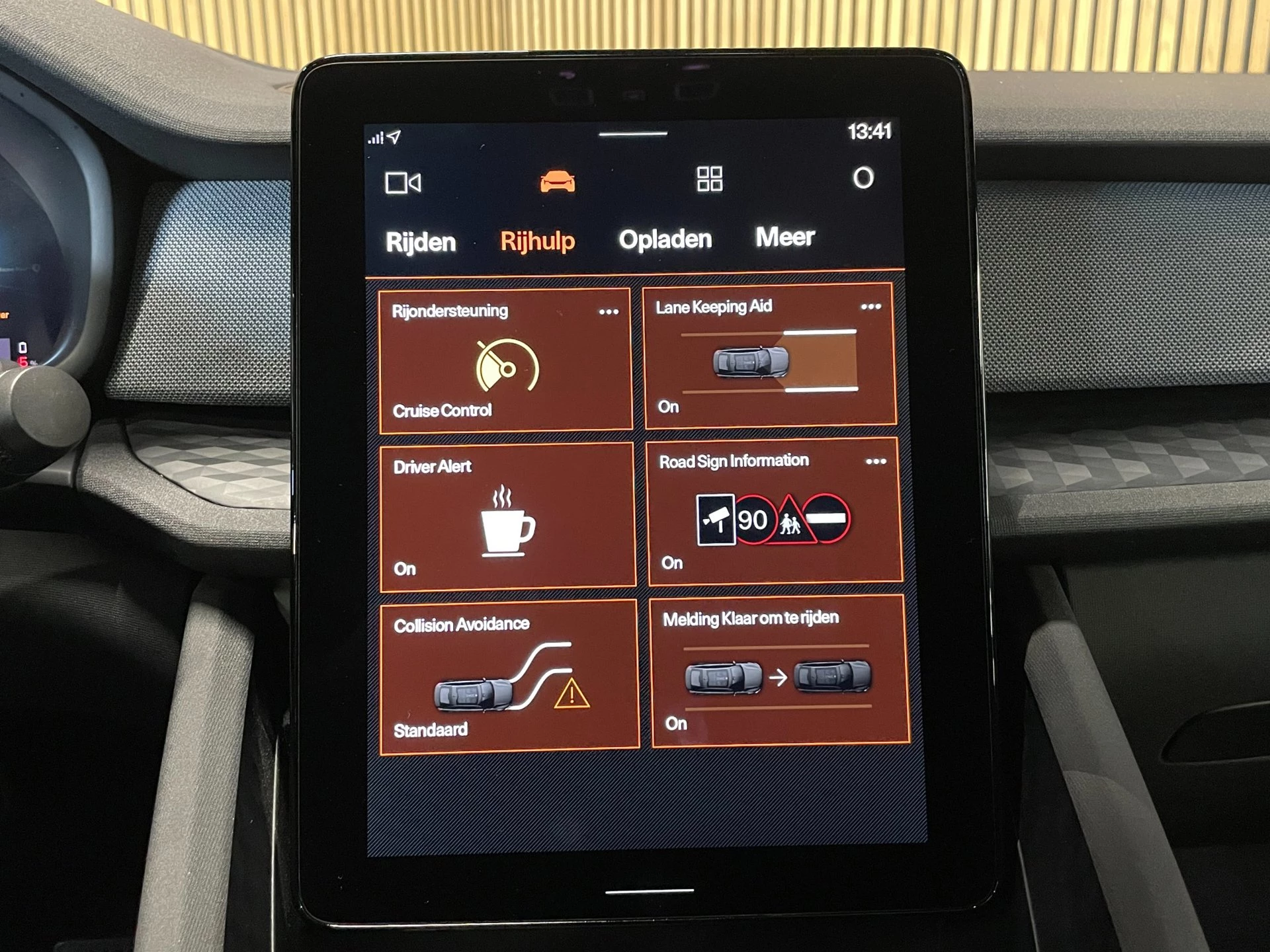 Hoofdafbeelding Polestar 2