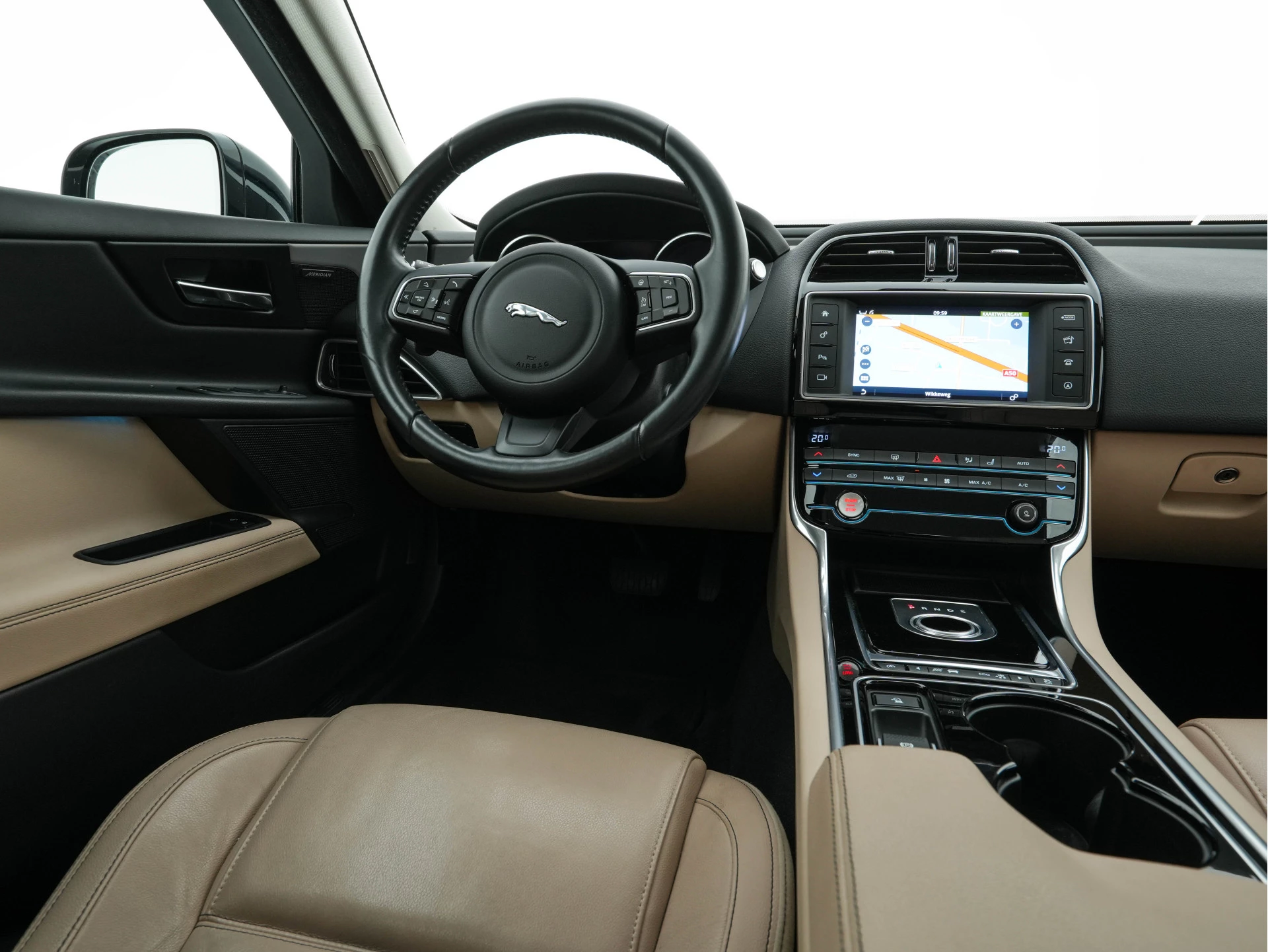 Hoofdafbeelding Jaguar XE