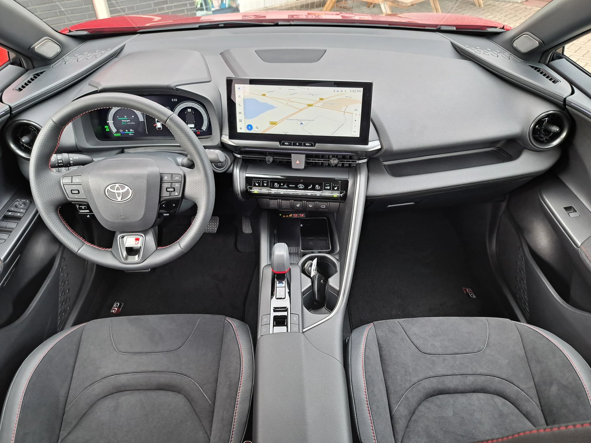 Hoofdafbeelding Toyota C-HR
