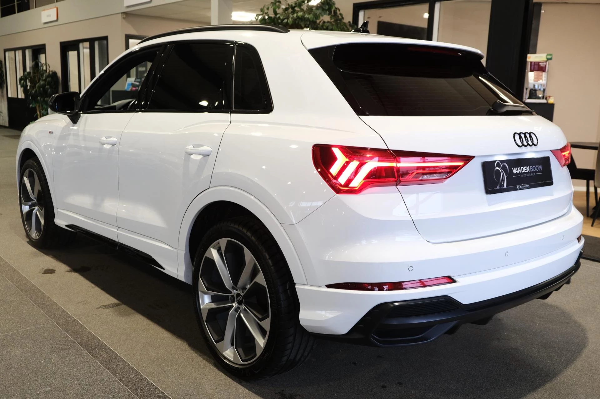 Hoofdafbeelding Audi Q3