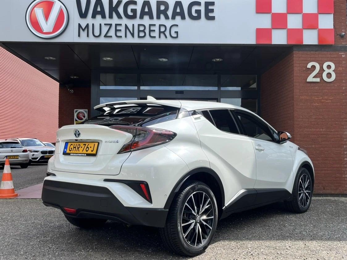 Hoofdafbeelding Toyota C-HR