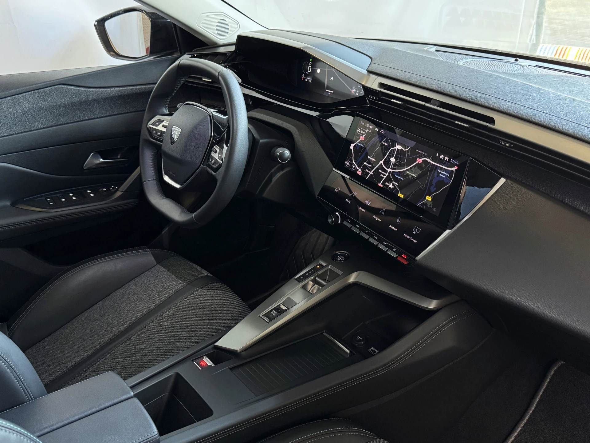 Hoofdafbeelding Peugeot 408