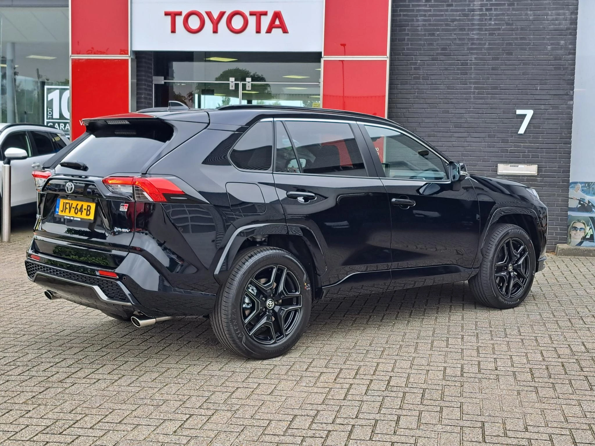 Hoofdafbeelding Toyota RAV4