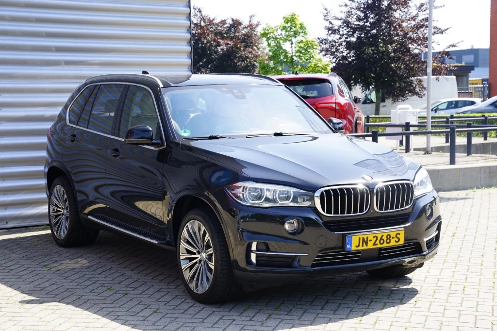 Hoofdafbeelding BMW X5
