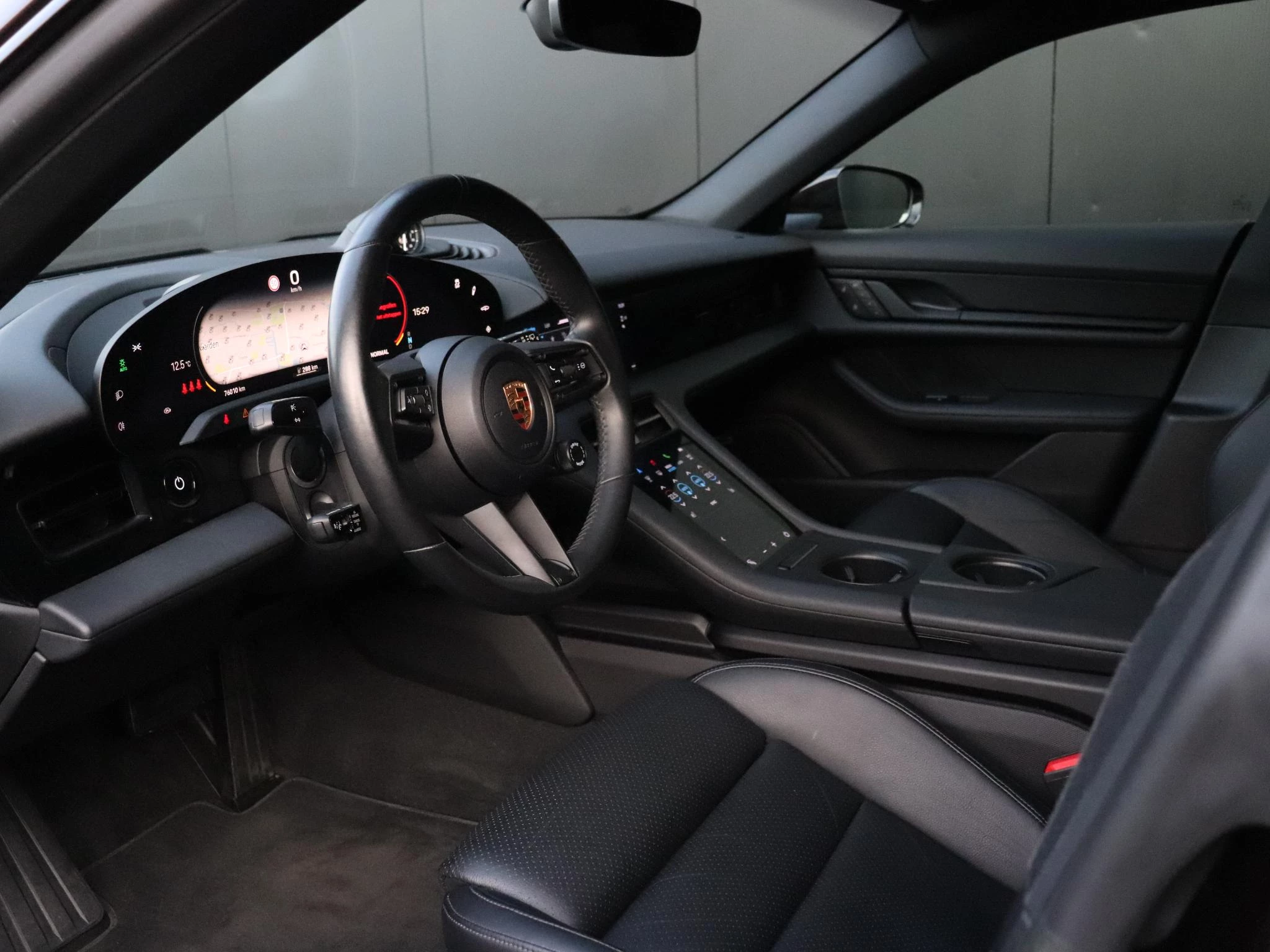 Hoofdafbeelding Porsche Taycan