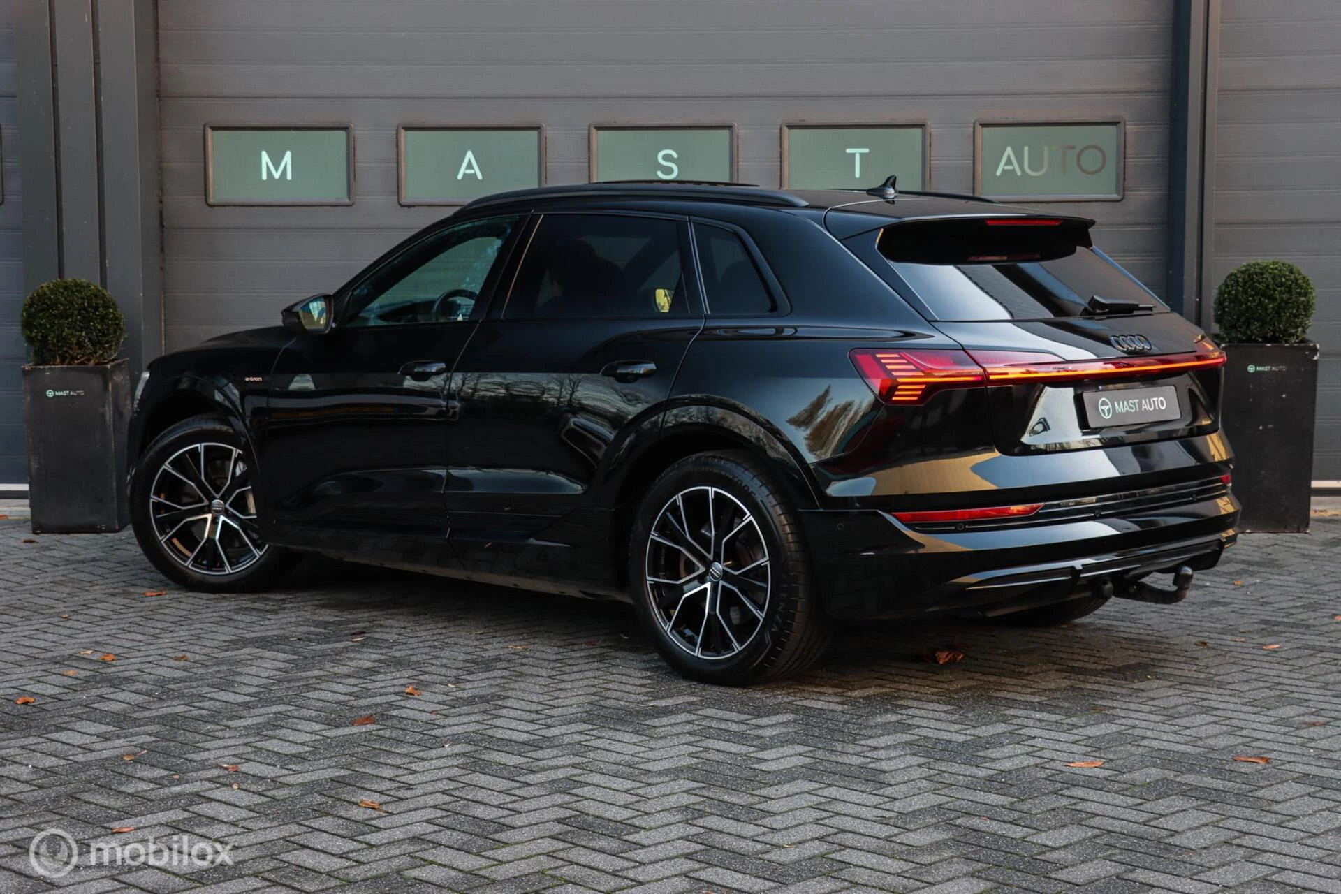 Hoofdafbeelding Audi e-tron