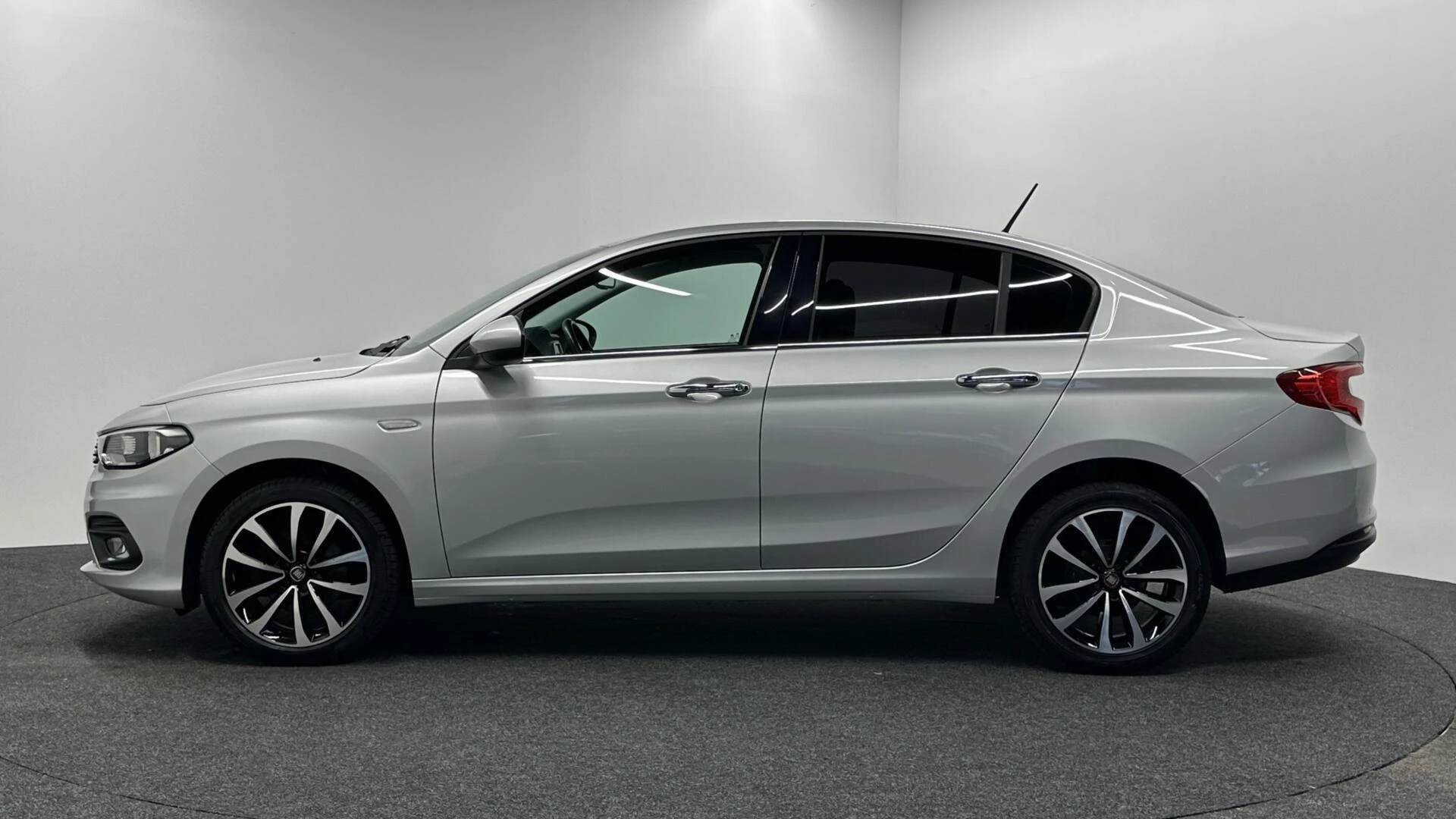 Hoofdafbeelding Fiat Tipo