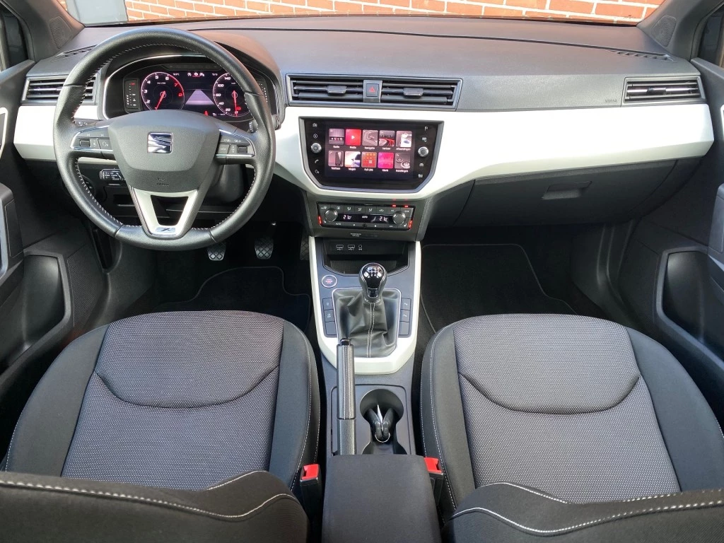 Hoofdafbeelding SEAT Arona