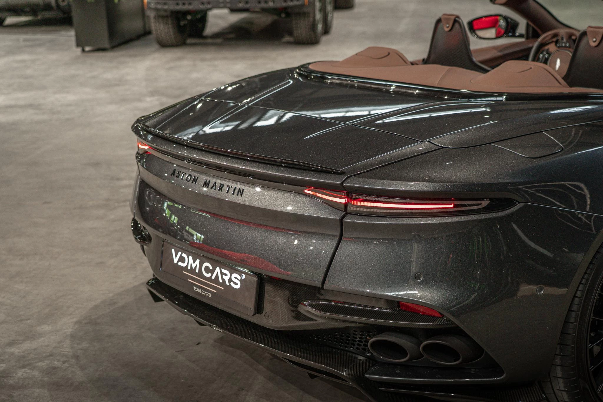 Hoofdafbeelding Aston Martin DBS