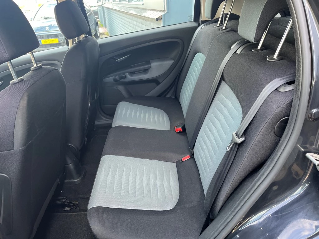 Hoofdafbeelding Fiat Punto