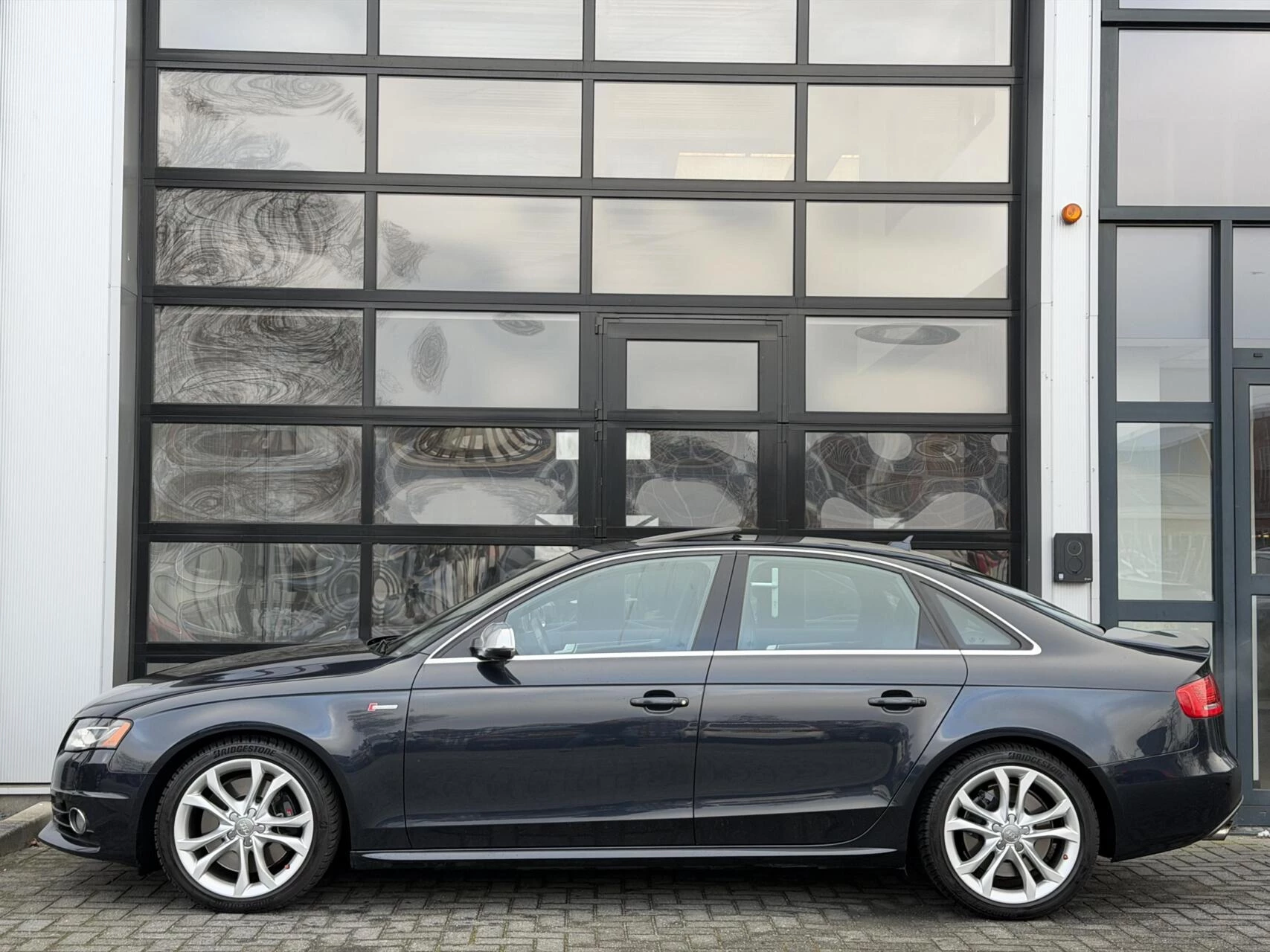 Hoofdafbeelding Audi S4