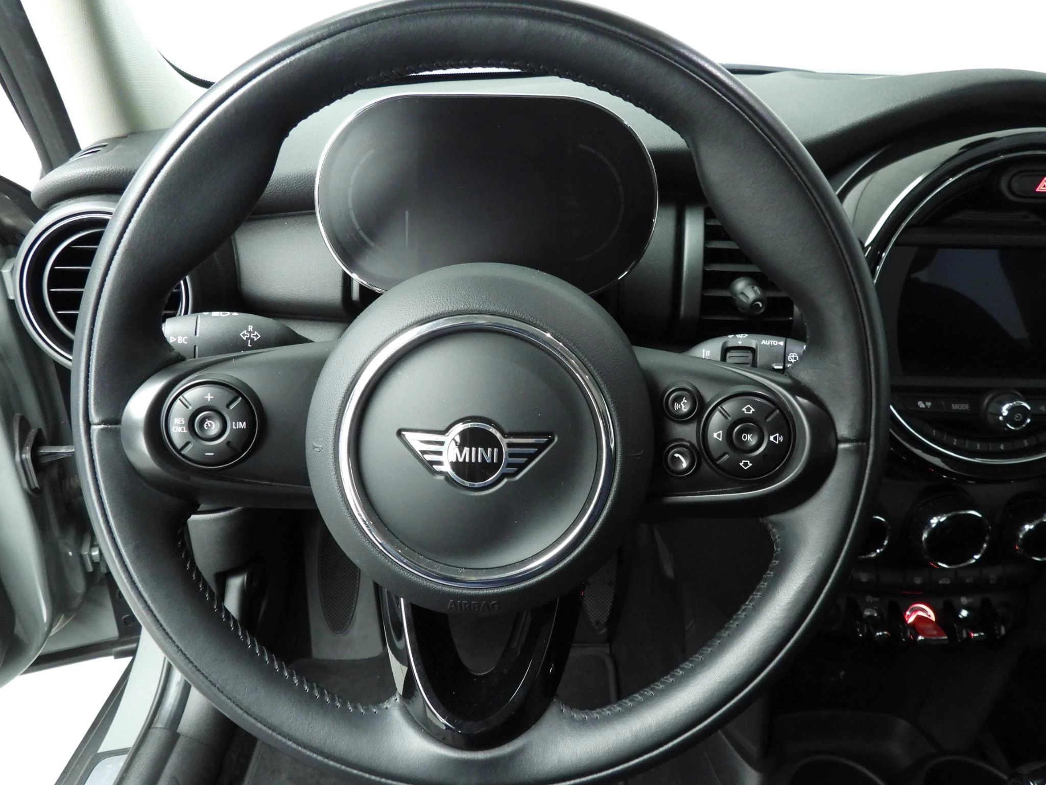 Hoofdafbeelding MINI 5-deurs