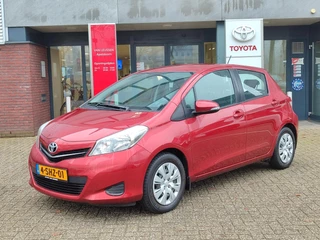 Toyota Yaris 1.3 VVT-i ASPIRATION TREKHAAK 900KG TREKGEW AIRCO CAMERA CRUISE BLUETOOTH 6-BAK EL-RAMEN/SPIEGELS