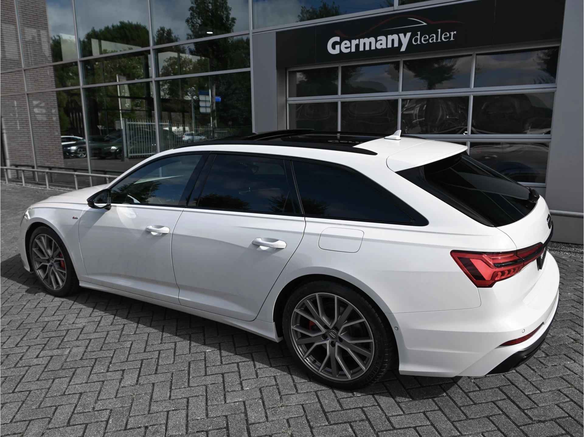Hoofdafbeelding Audi A6
