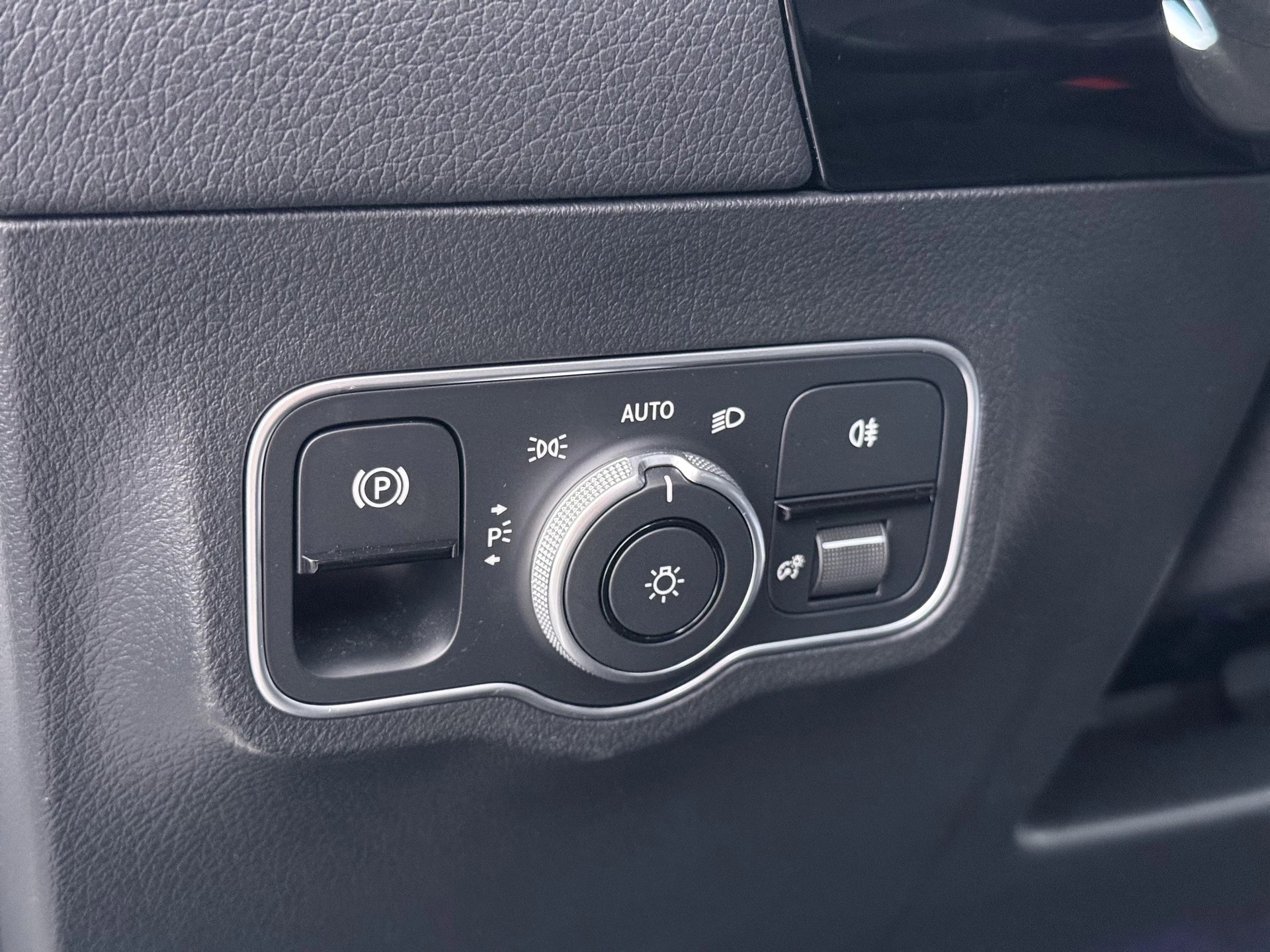 Hoofdafbeelding Mercedes-Benz EQA