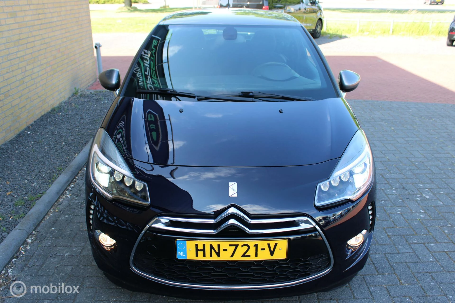 Hoofdafbeelding DS DS 3