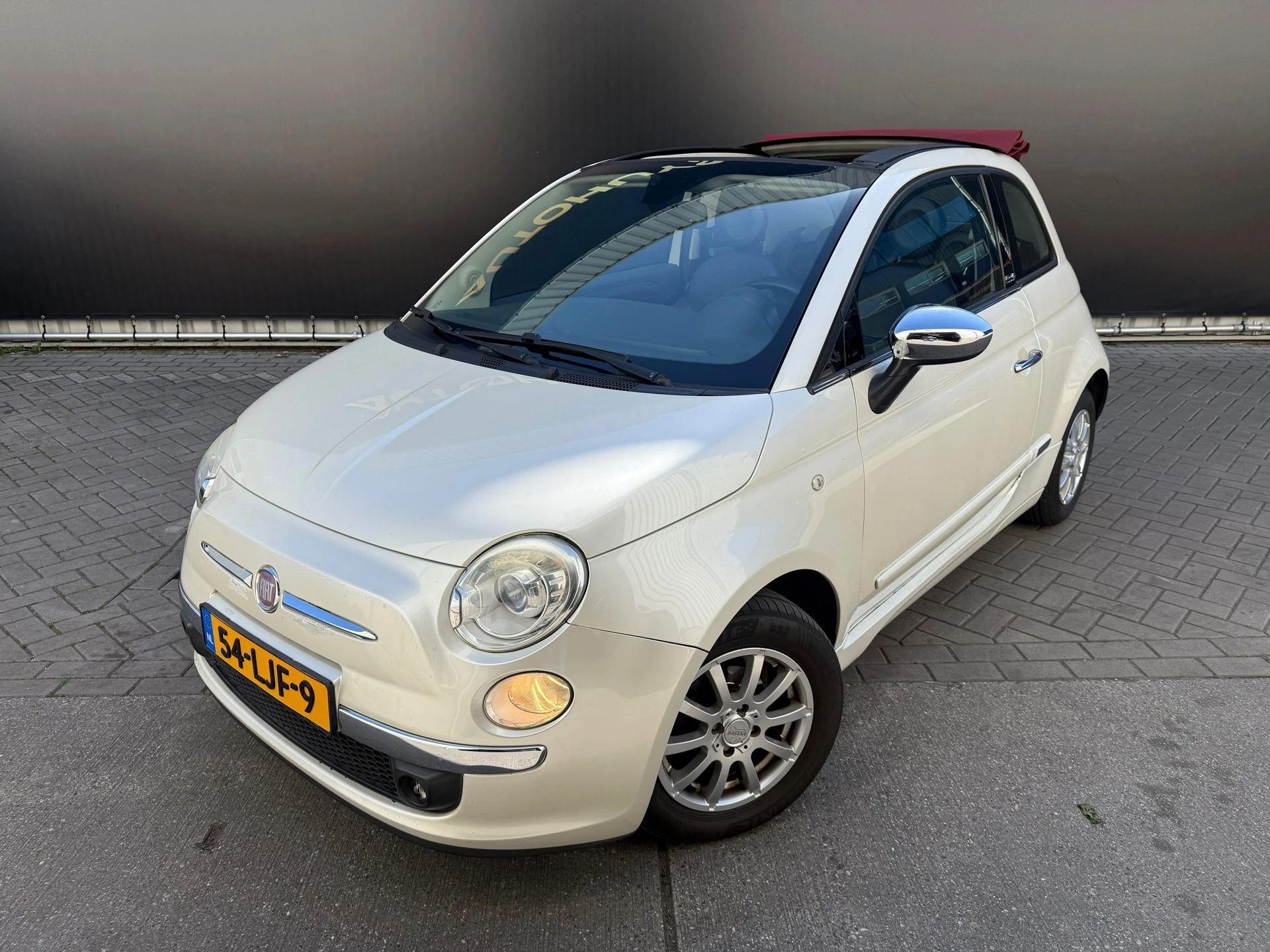 Hoofdafbeelding Fiat 500C
