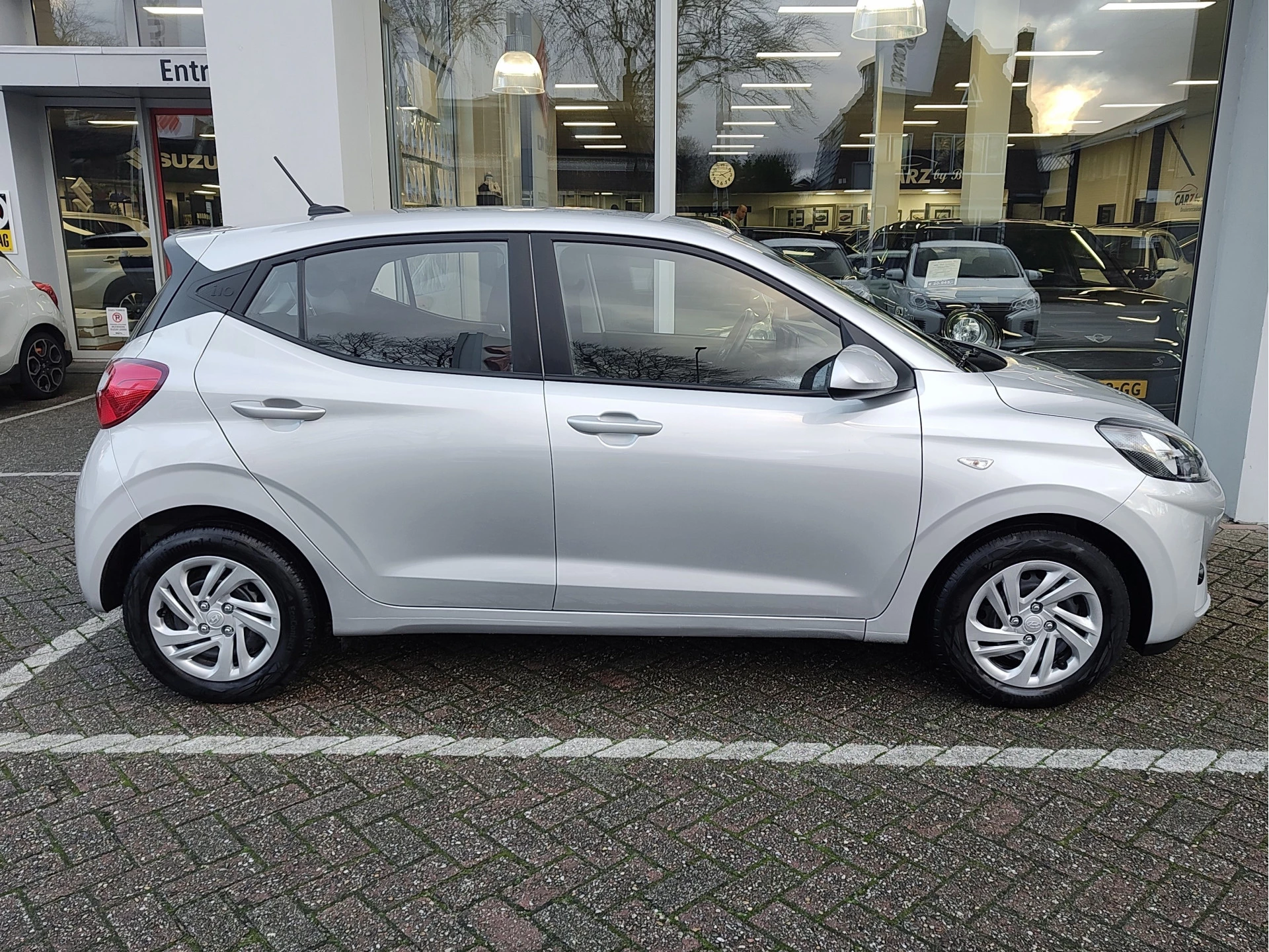 Hoofdafbeelding Hyundai i10