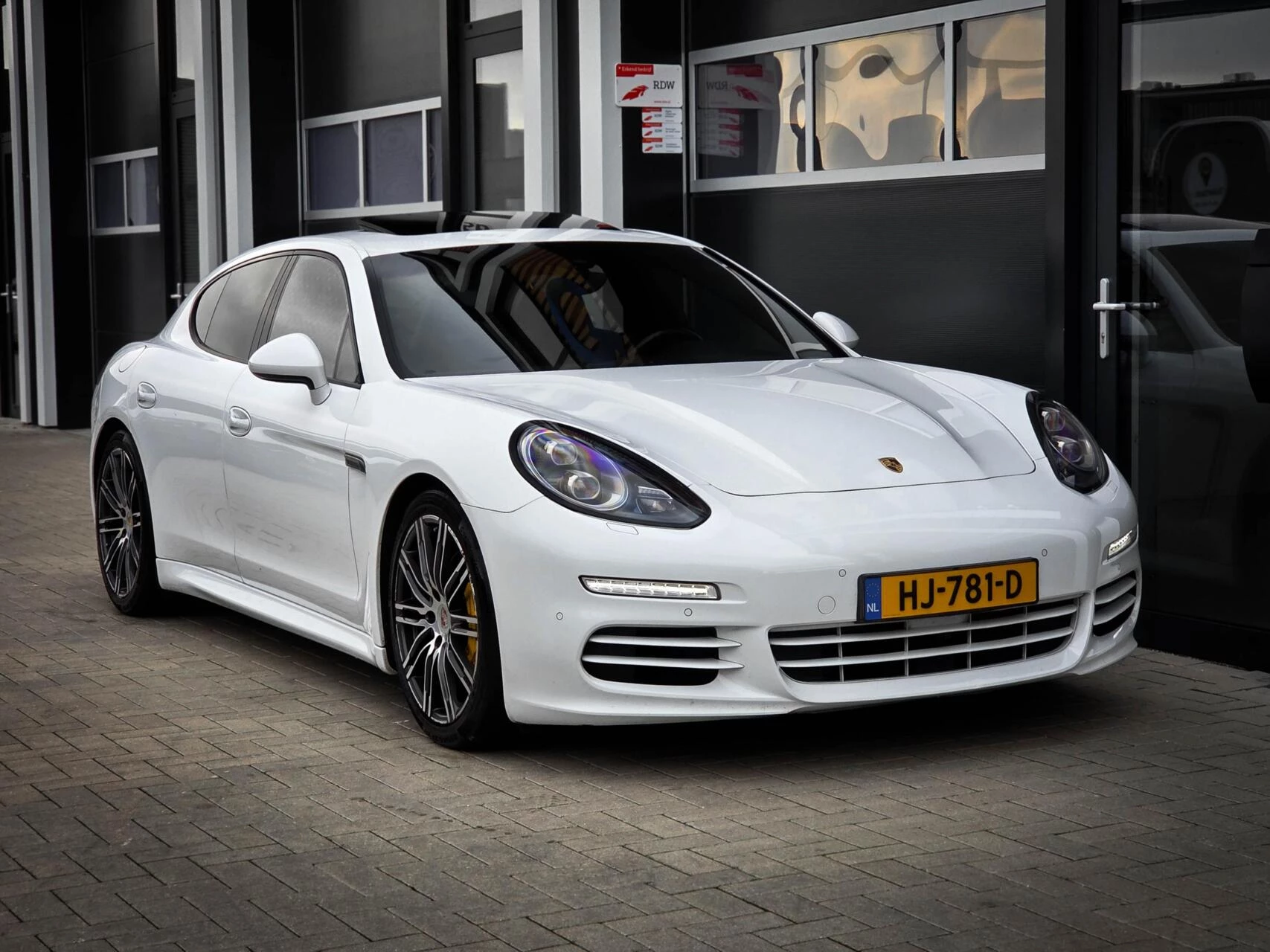 Hoofdafbeelding Porsche Panamera