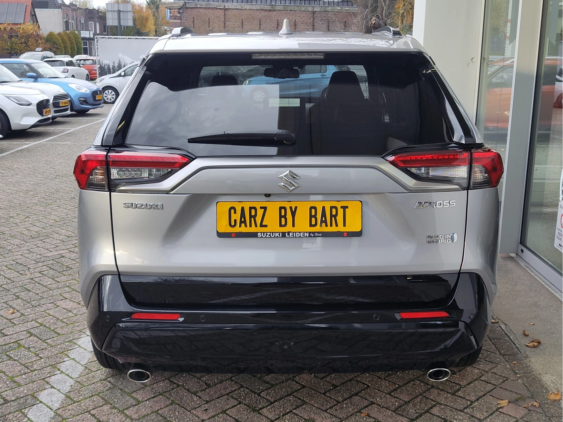 Hoofdafbeelding Suzuki Across