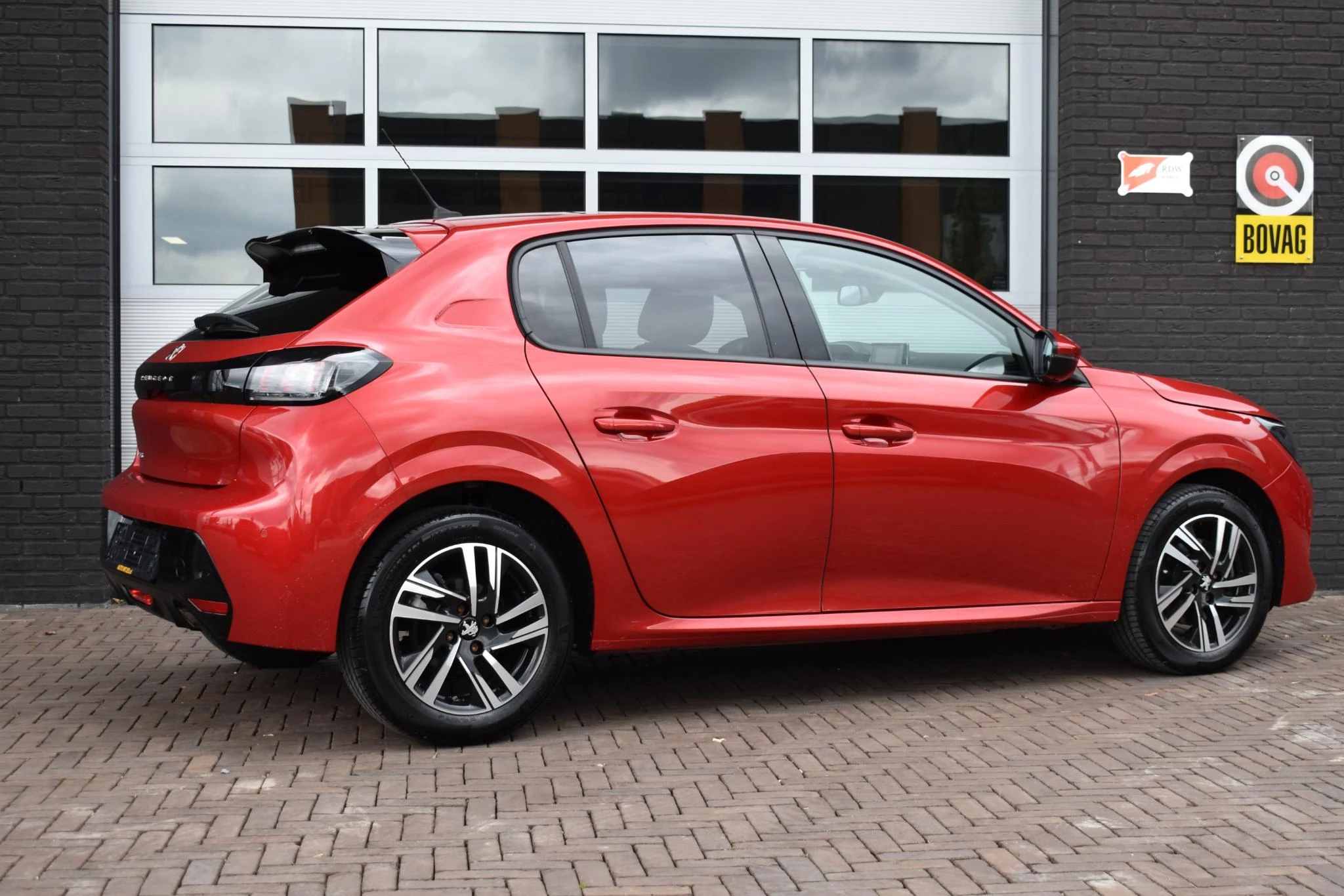 Hoofdafbeelding Peugeot 208