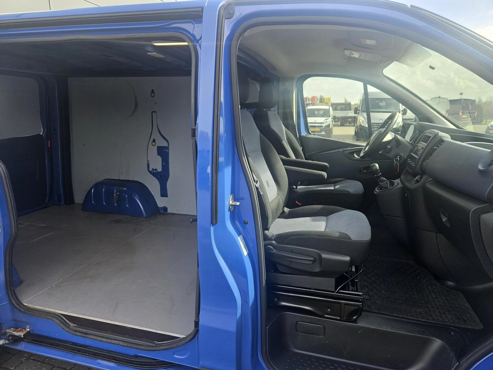 Hoofdafbeelding Opel Vivaro