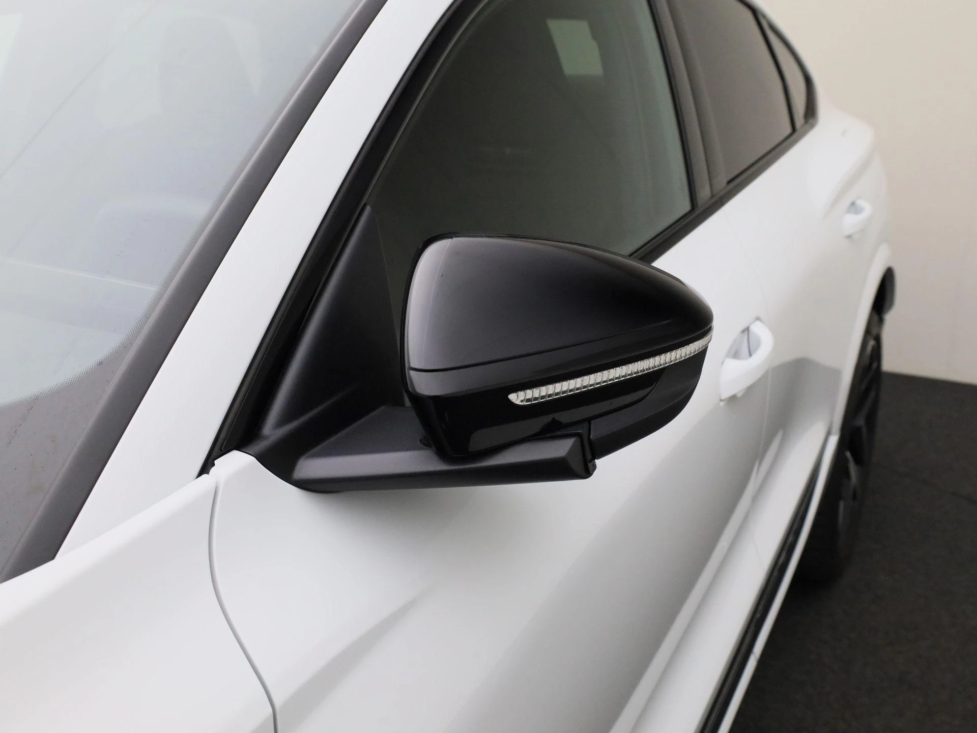 Hoofdafbeelding Audi Q6 e-tron