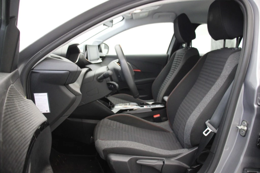 Hoofdafbeelding Peugeot e-208