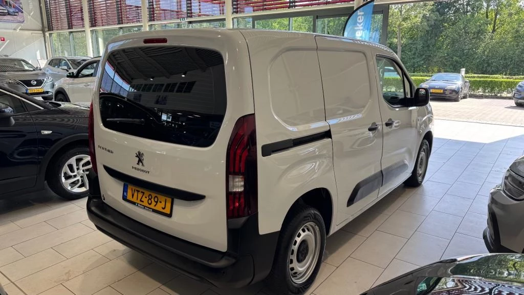 Hoofdafbeelding Peugeot Partner