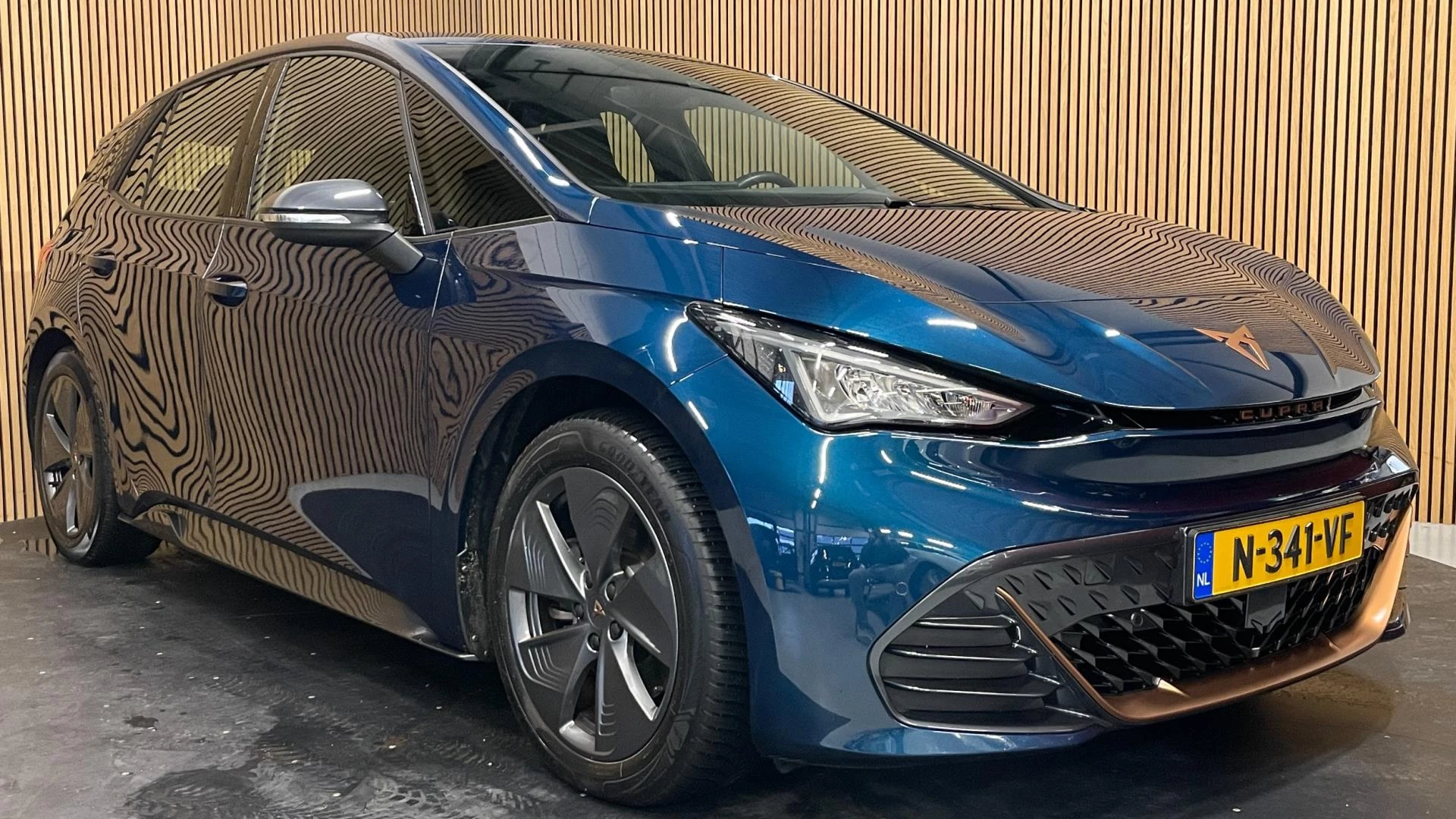 Hoofdafbeelding CUPRA Born