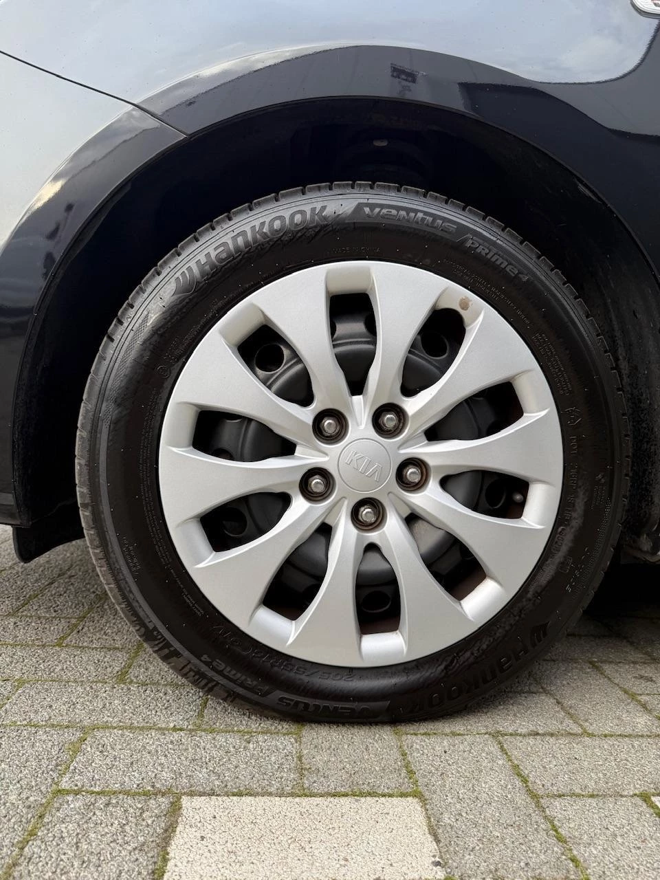 Hoofdafbeelding Kia Carens