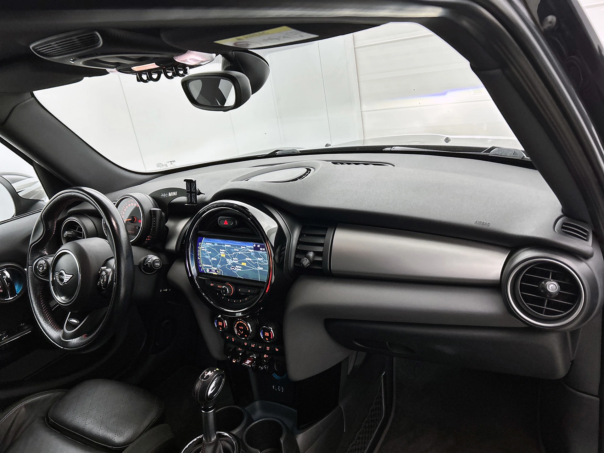 Hoofdafbeelding MINI Cooper S