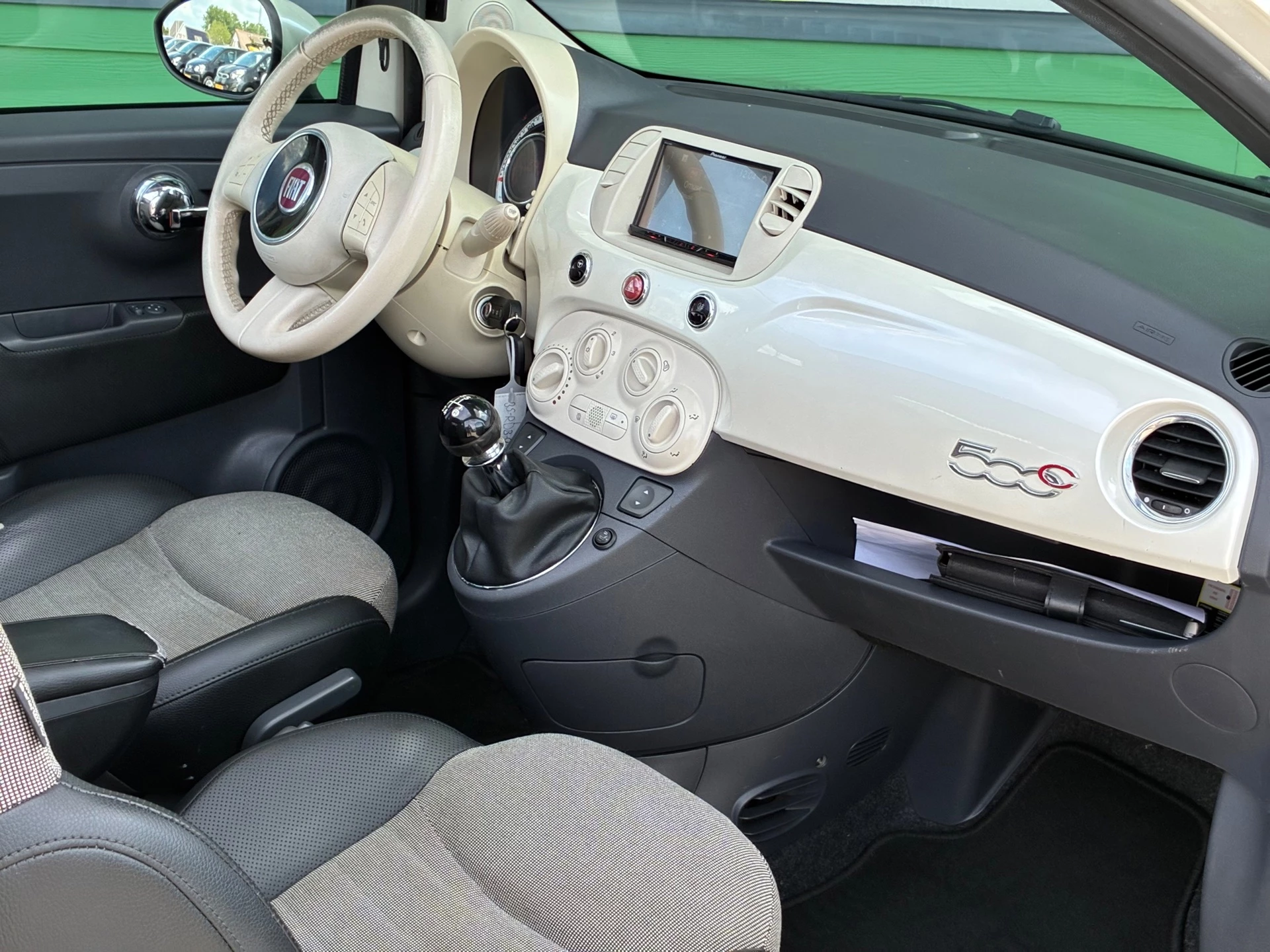 Hoofdafbeelding Fiat 500C