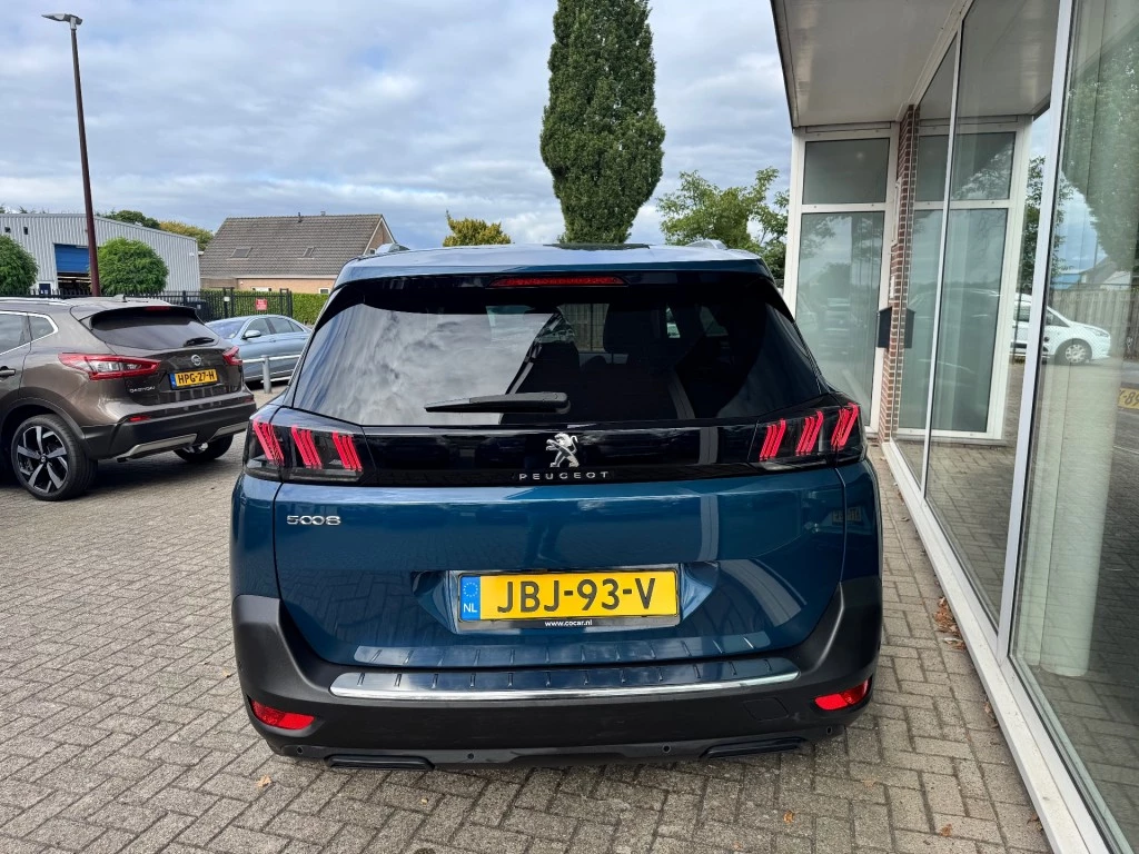 Hoofdafbeelding Peugeot 5008