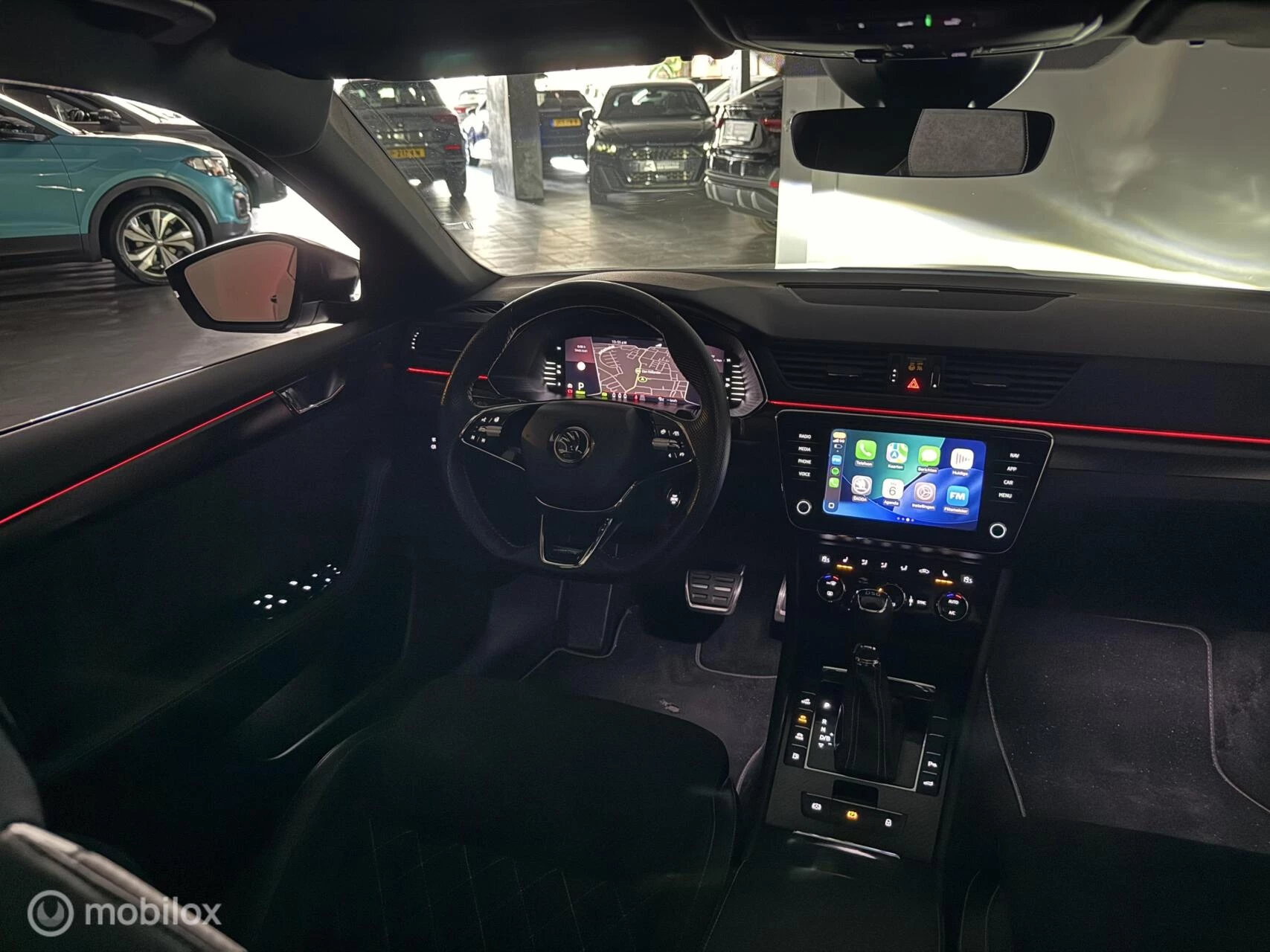 Hoofdafbeelding Škoda Superb