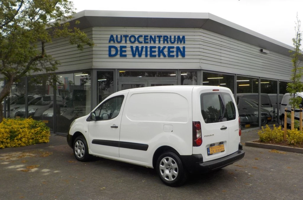 Hoofdafbeelding Peugeot Partner