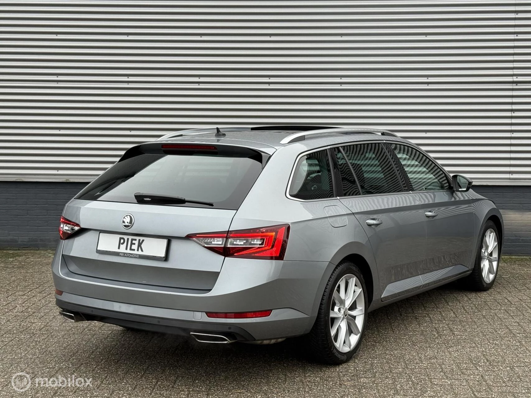 Hoofdafbeelding Škoda Superb