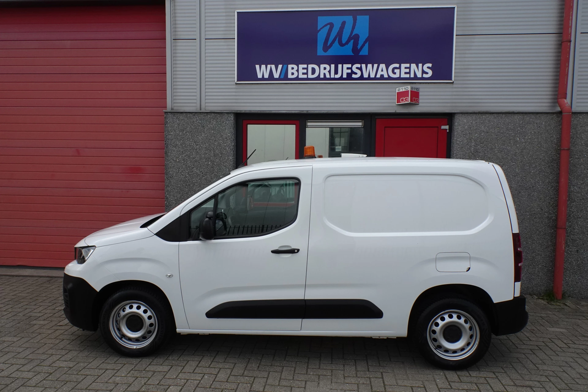 Hoofdafbeelding Peugeot Partner