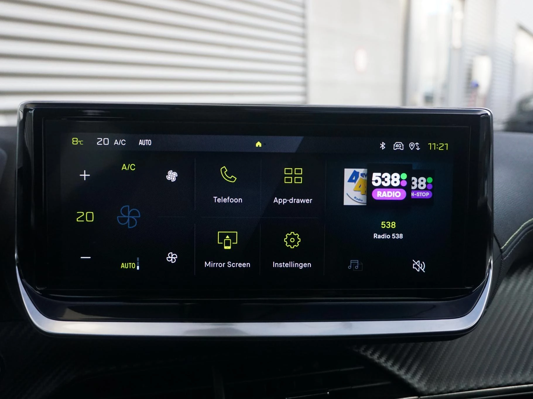 Hoofdafbeelding Peugeot e-2008