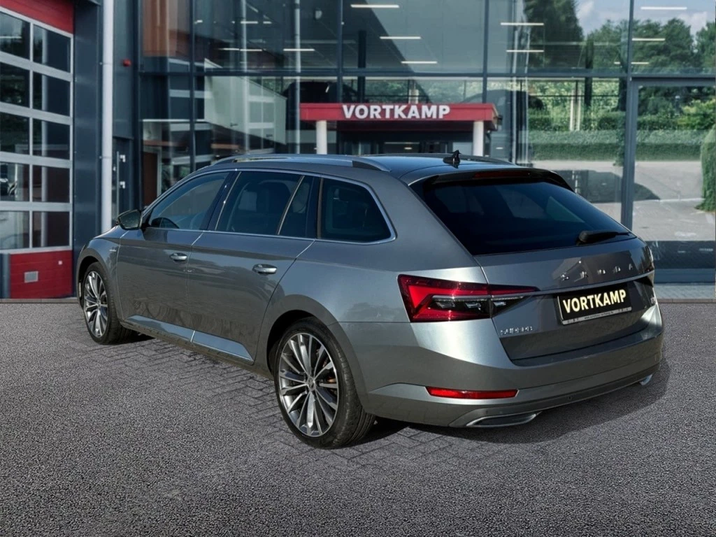 Hoofdafbeelding Škoda Superb