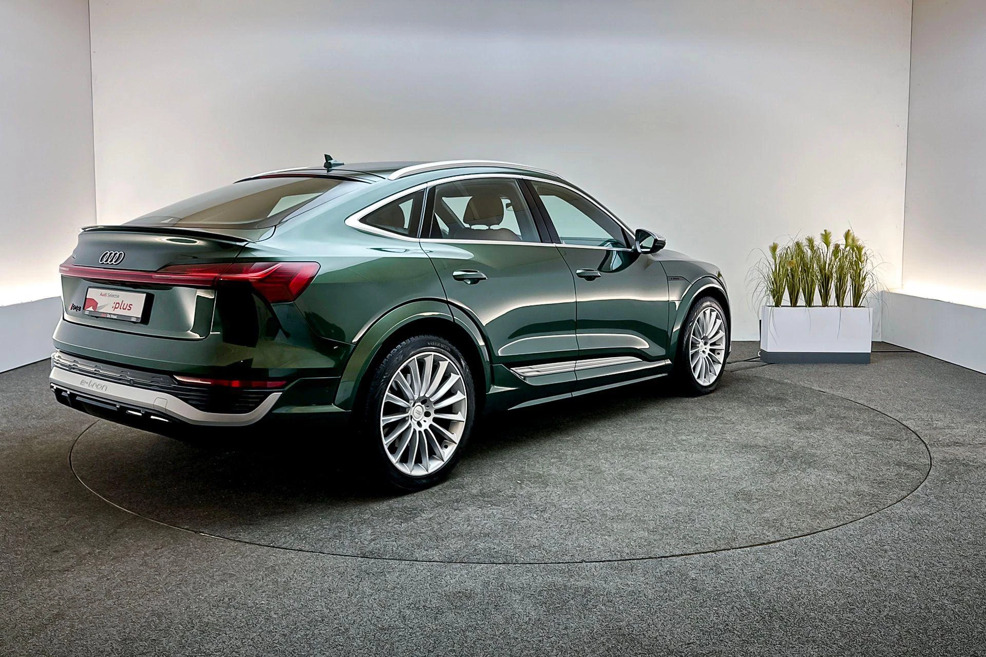 Hoofdafbeelding Audi Q8 Sportback e-tron