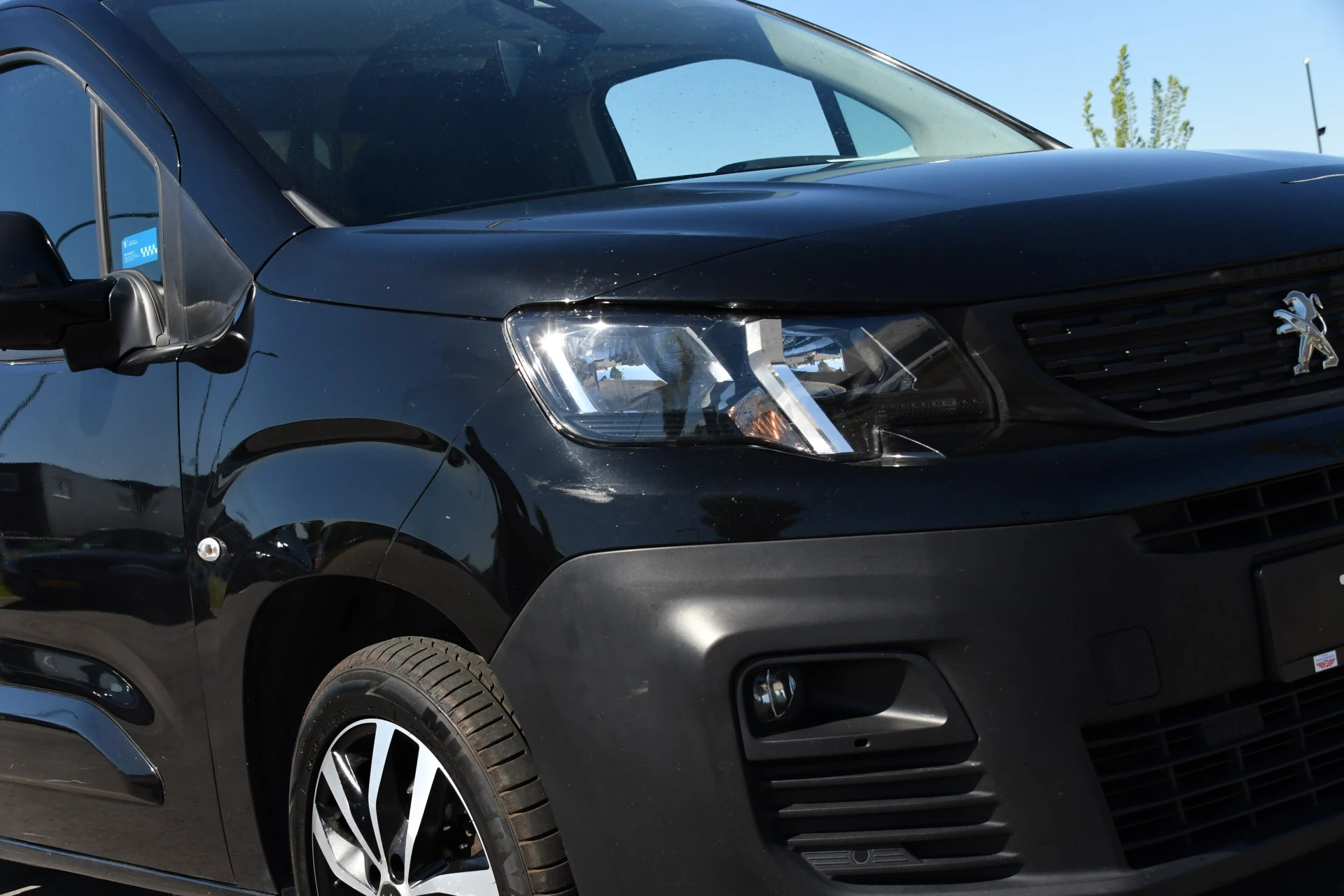 Hoofdafbeelding Peugeot Partner