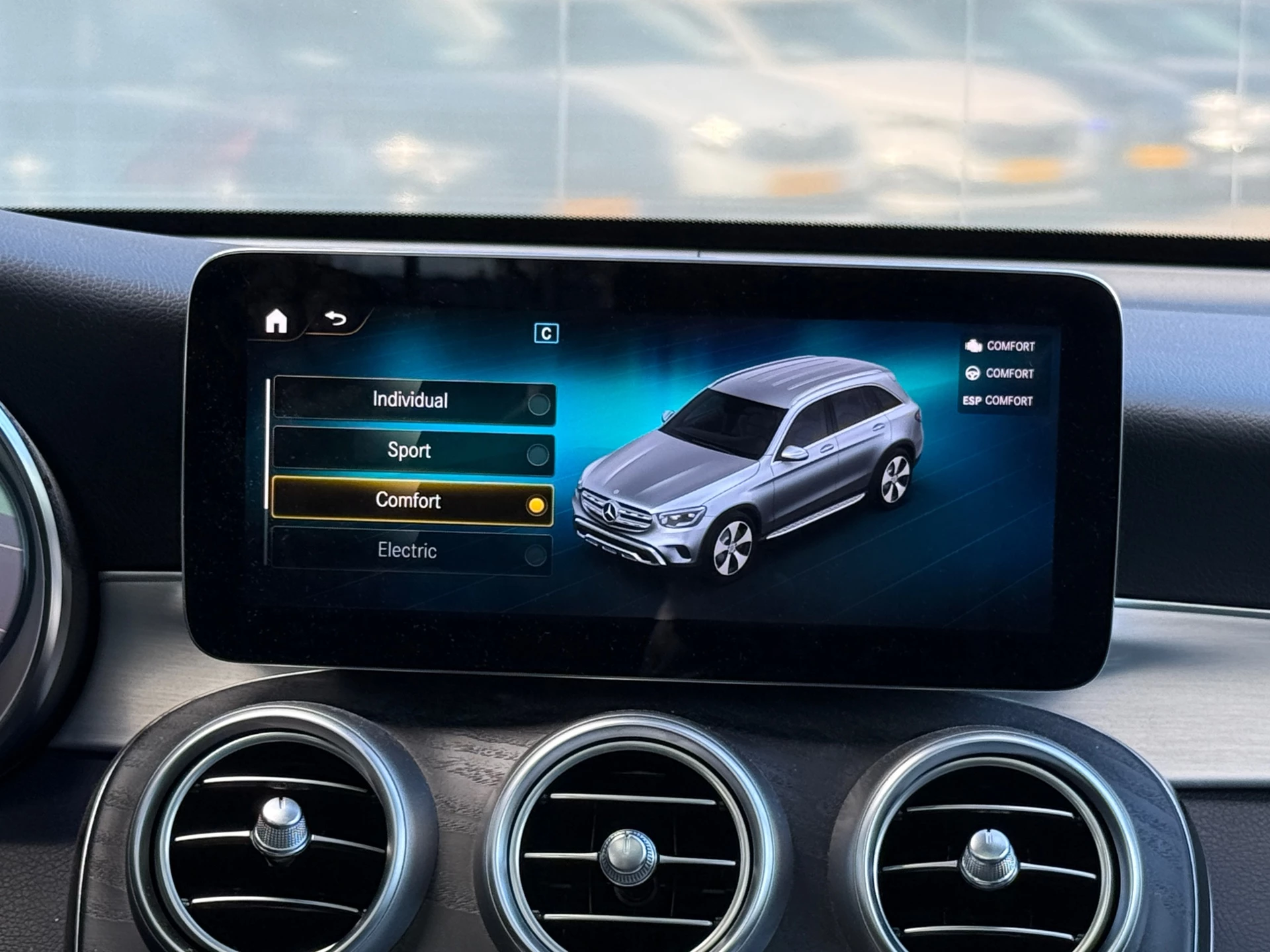 Hoofdafbeelding Mercedes-Benz GLC