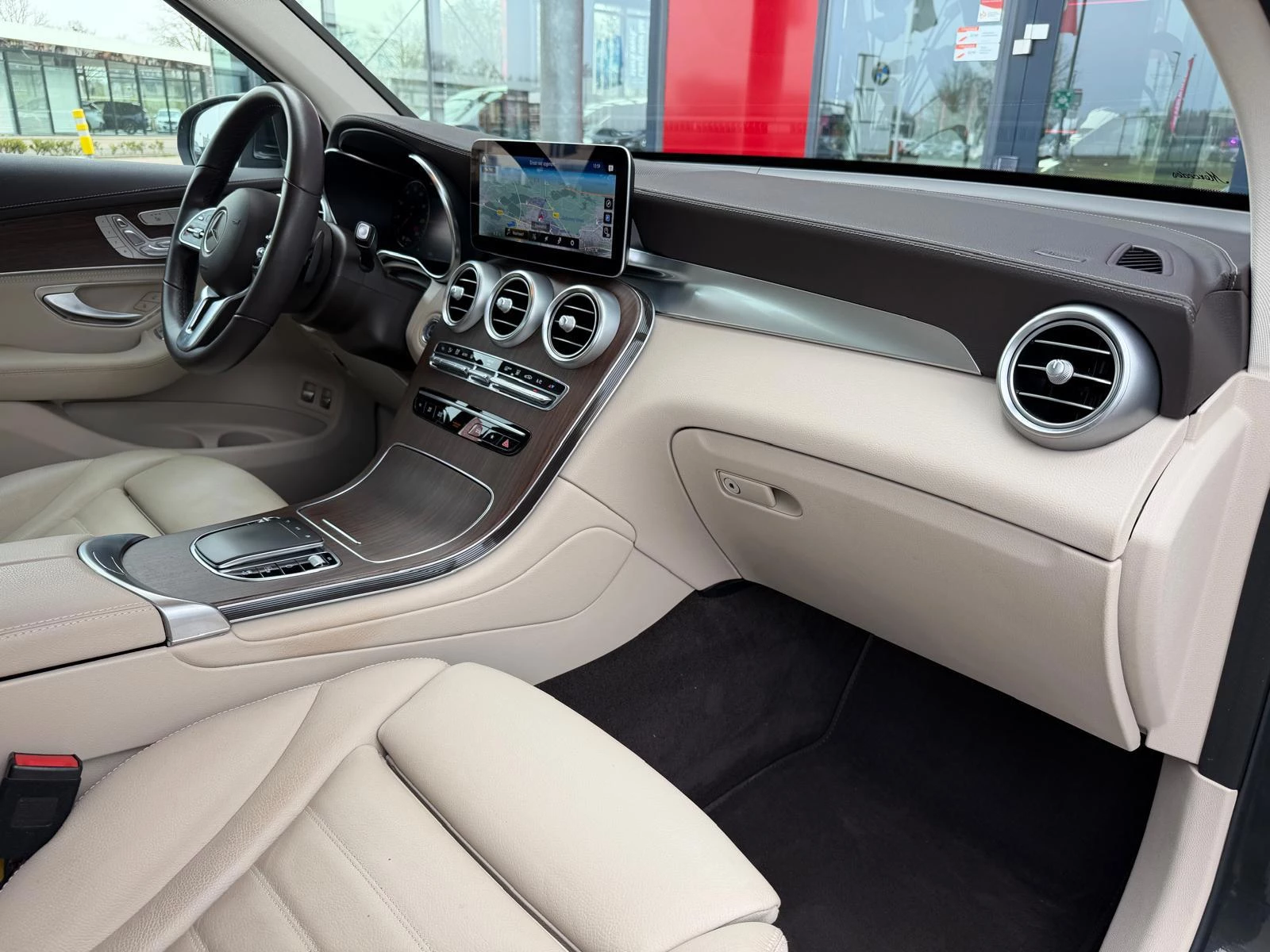 Hoofdafbeelding Mercedes-Benz GLC