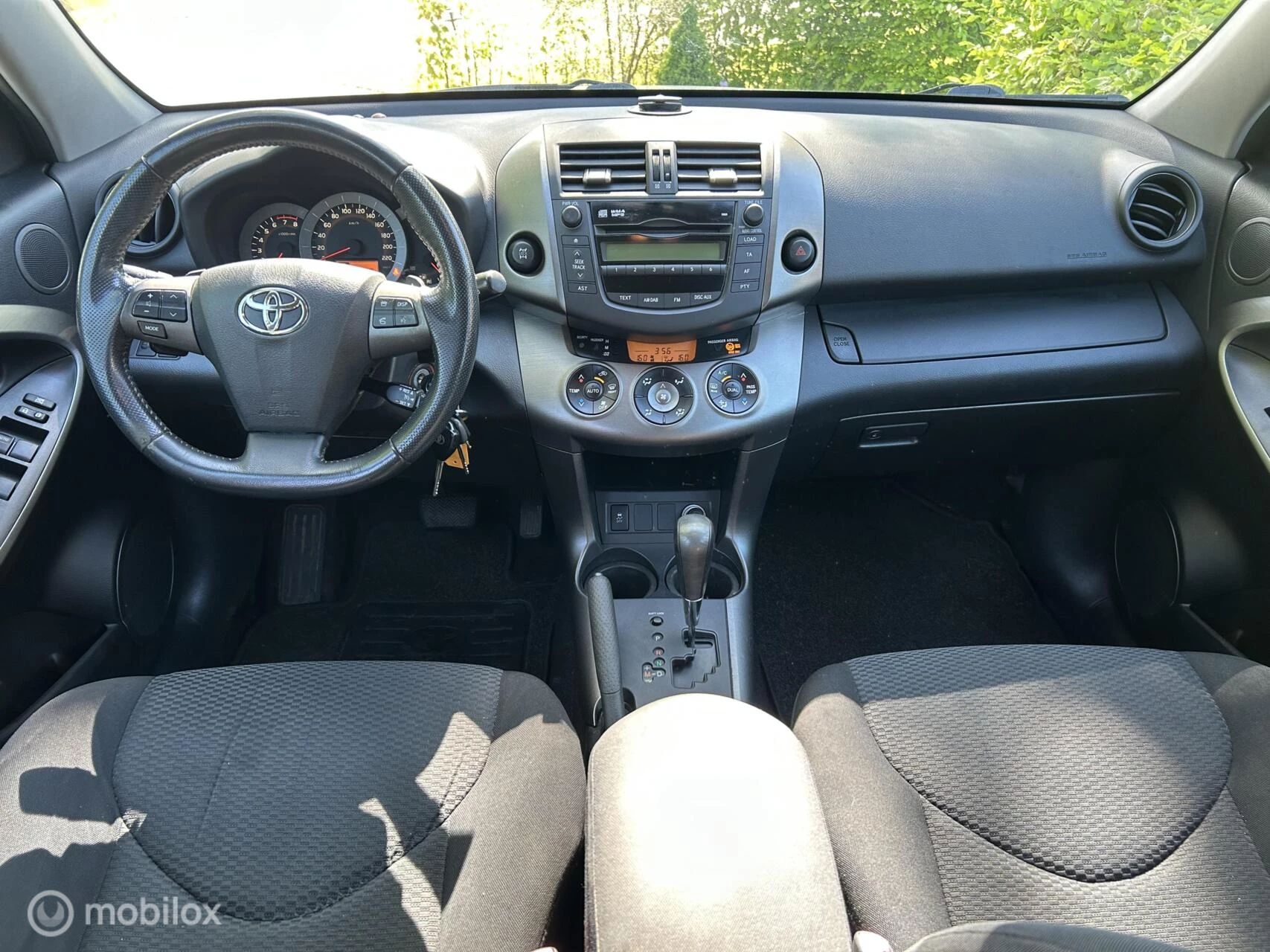 Hoofdafbeelding Toyota RAV4