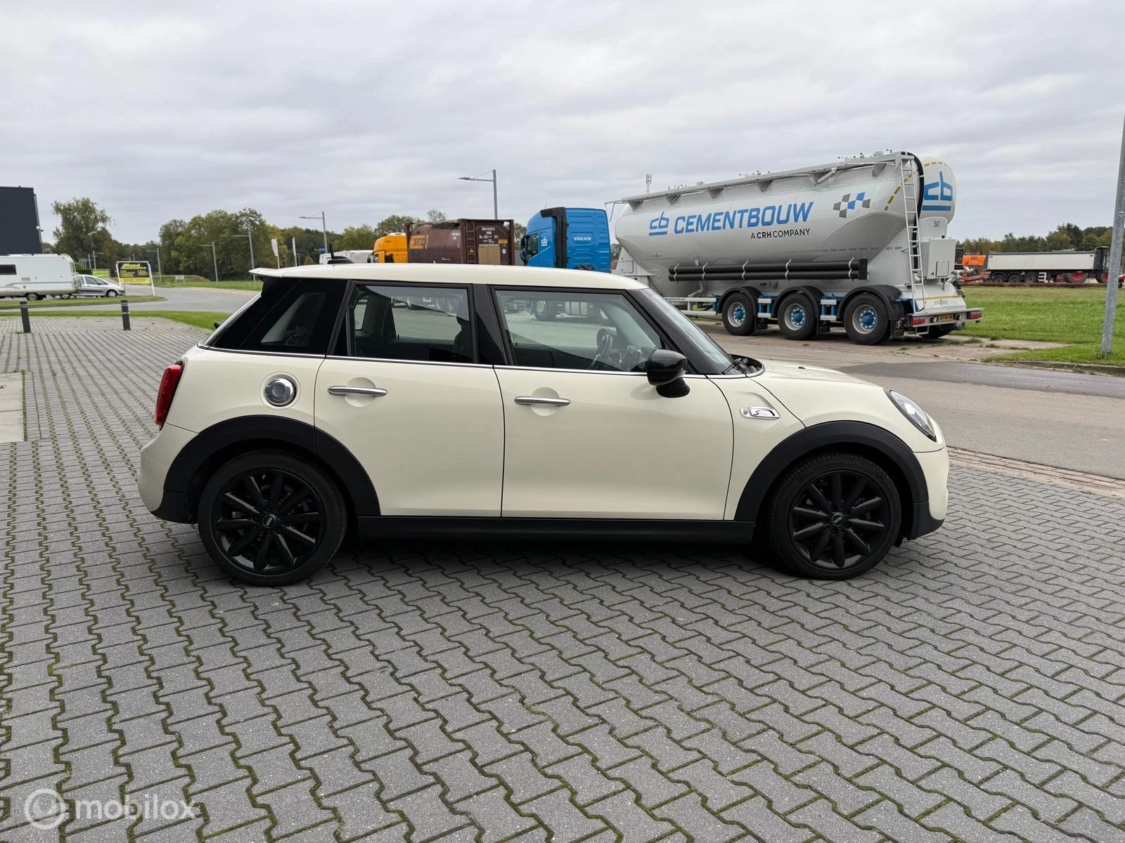 Hoofdafbeelding MINI Cooper S